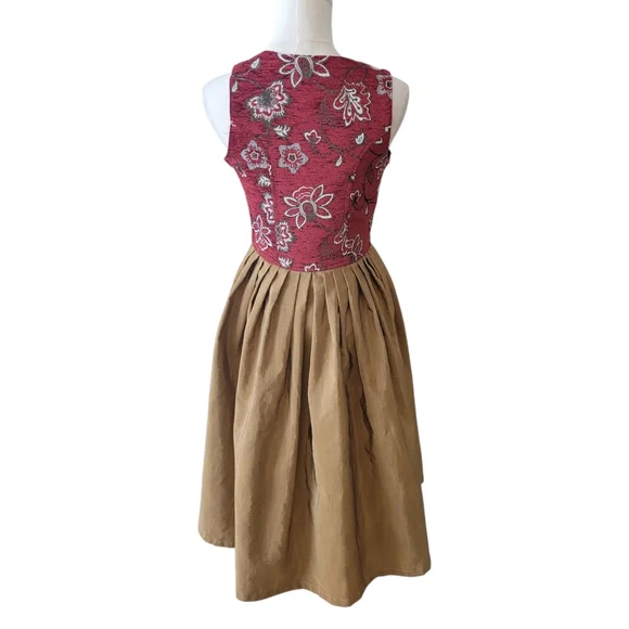 NWT German Dirndl Red & Bronze Dress Size EU 34 - Picture 4 of 5